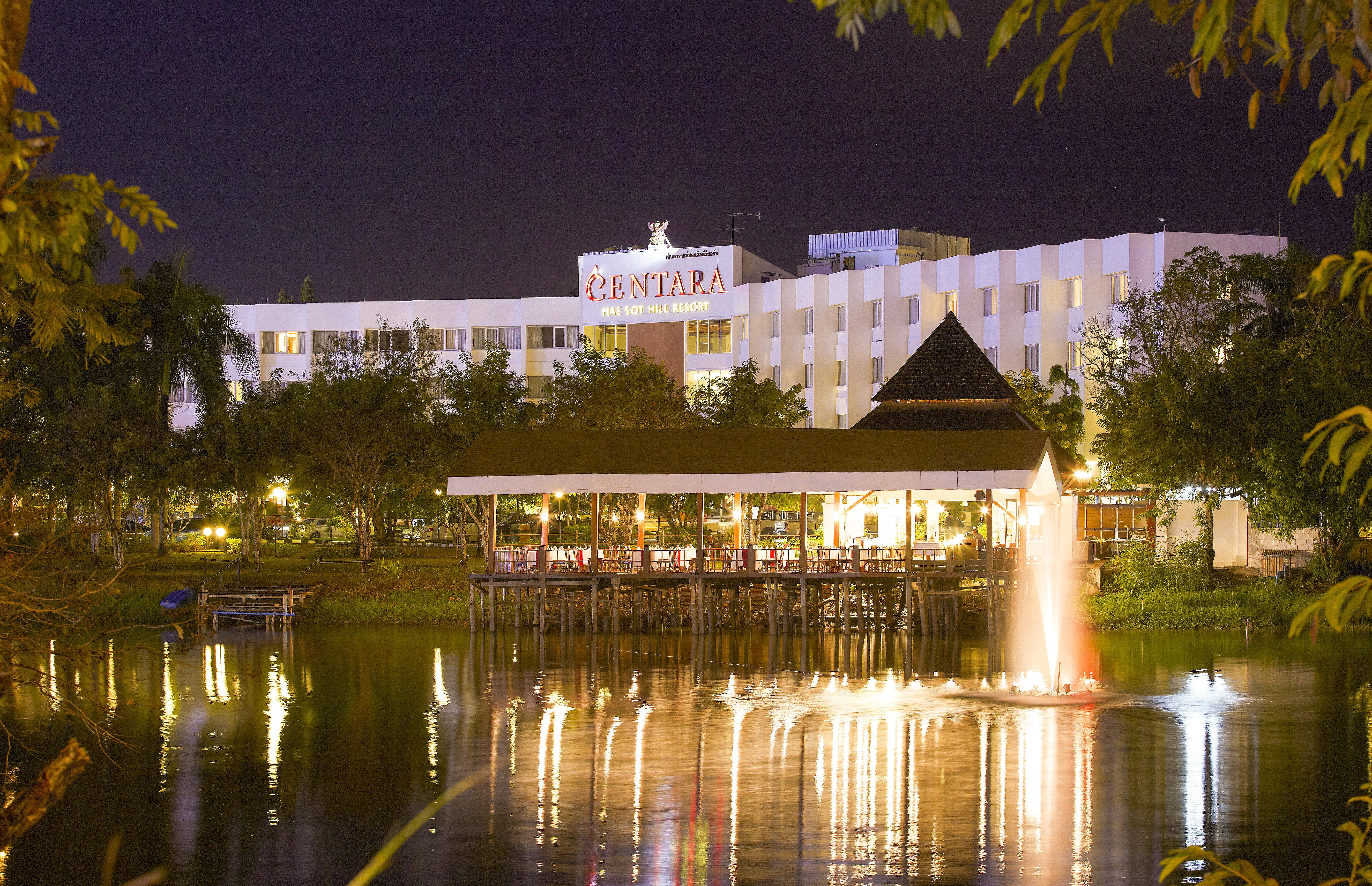 Centara Life Hotel Mae Sot Exterior photo